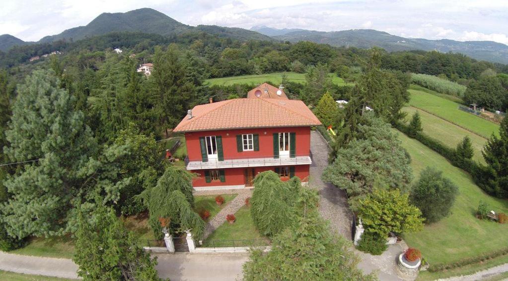 Villa Sissi Arliano Eksteriør billede